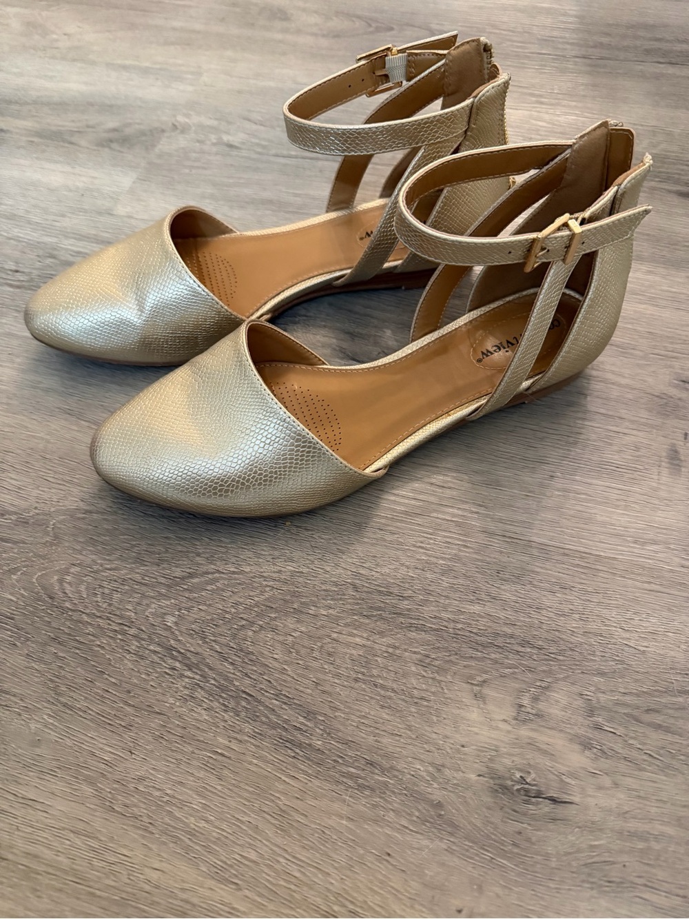 Women’s Gold Ankle-Strap Pointed Flats